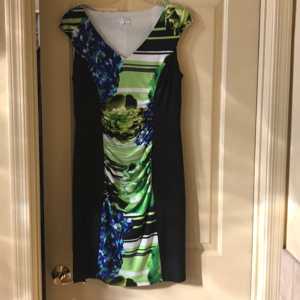 Sleeveless dress